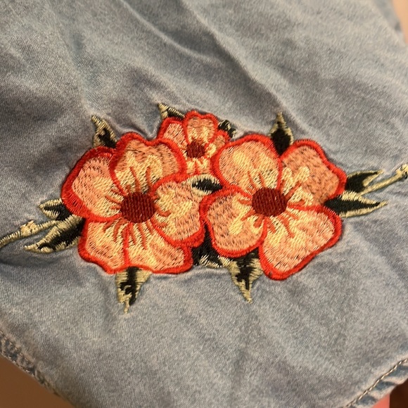 Zara Premium Denim Distressed Floral Embroidery Button-Up - Picture 5 of 6